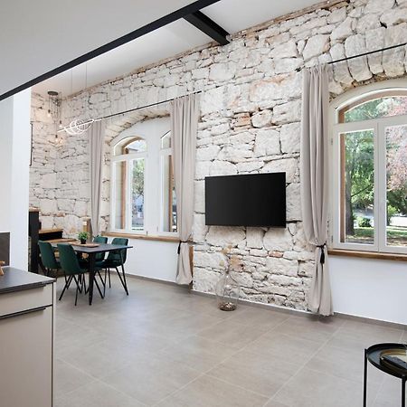 K- Apartments Pula Luaran gambar