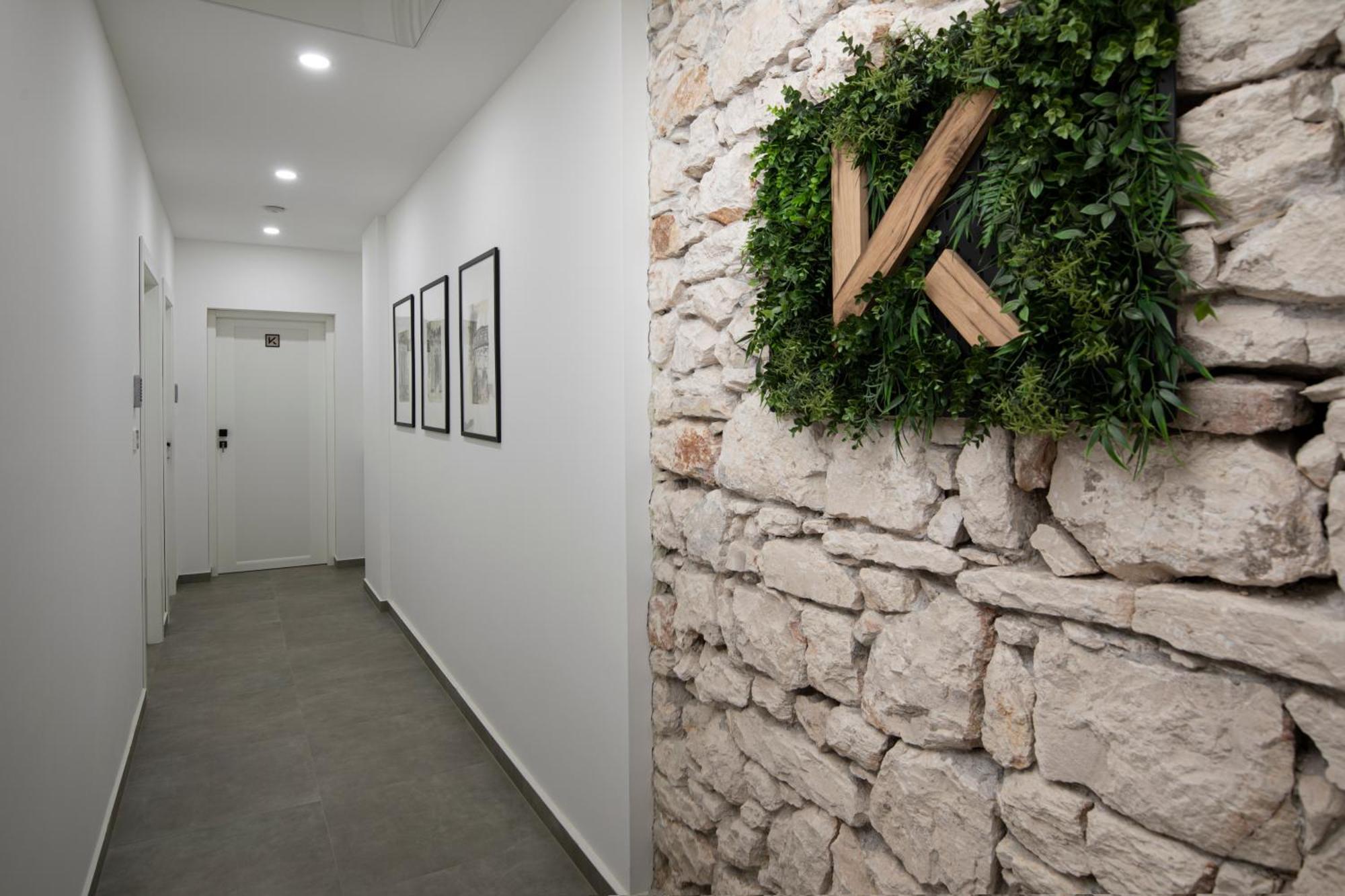 K- Apartments Pula Luaran gambar
